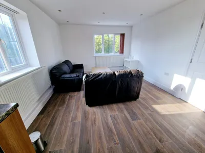 3 Bedroom Apartment - Flat 7,  Bawas place  - Alfreton Road - Thumbnail 10